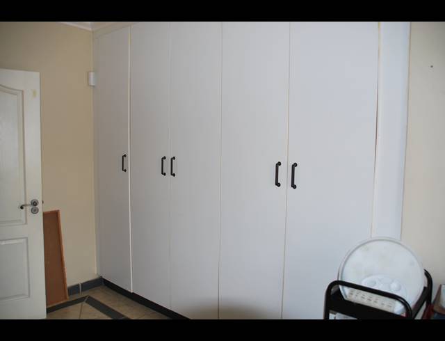 3 BEDROOM TOWNHOUSE FOR SALE IN BOT RIVER